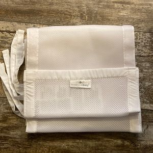Breathable baby crib liner